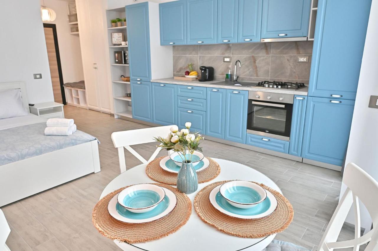 Sea Shore Apartments - Spa N Pools Beach Resort Mamaia Luaran gambar