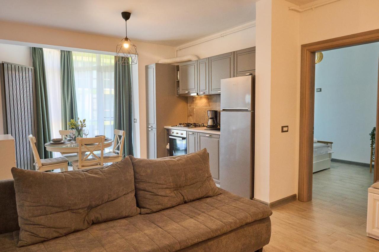 Sea Shore Apartments - Spa N Pools Beach Resort Mamaia Luaran gambar
